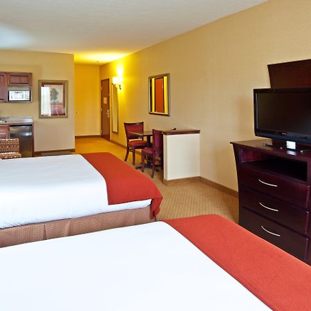 Holiday Inn Express Hotel & Suites Franklin By Ihg Exterior photo