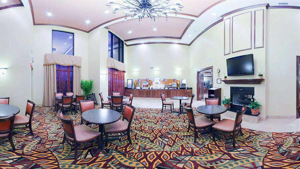 Holiday Inn Express Hotel & Suites Franklin By Ihg Exterior photo