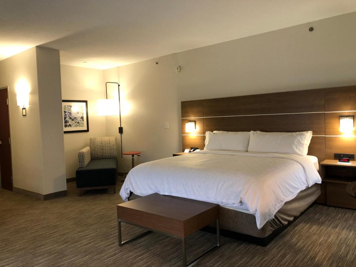 Holiday Inn Express Hotel & Suites Franklin By Ihg Exterior photo