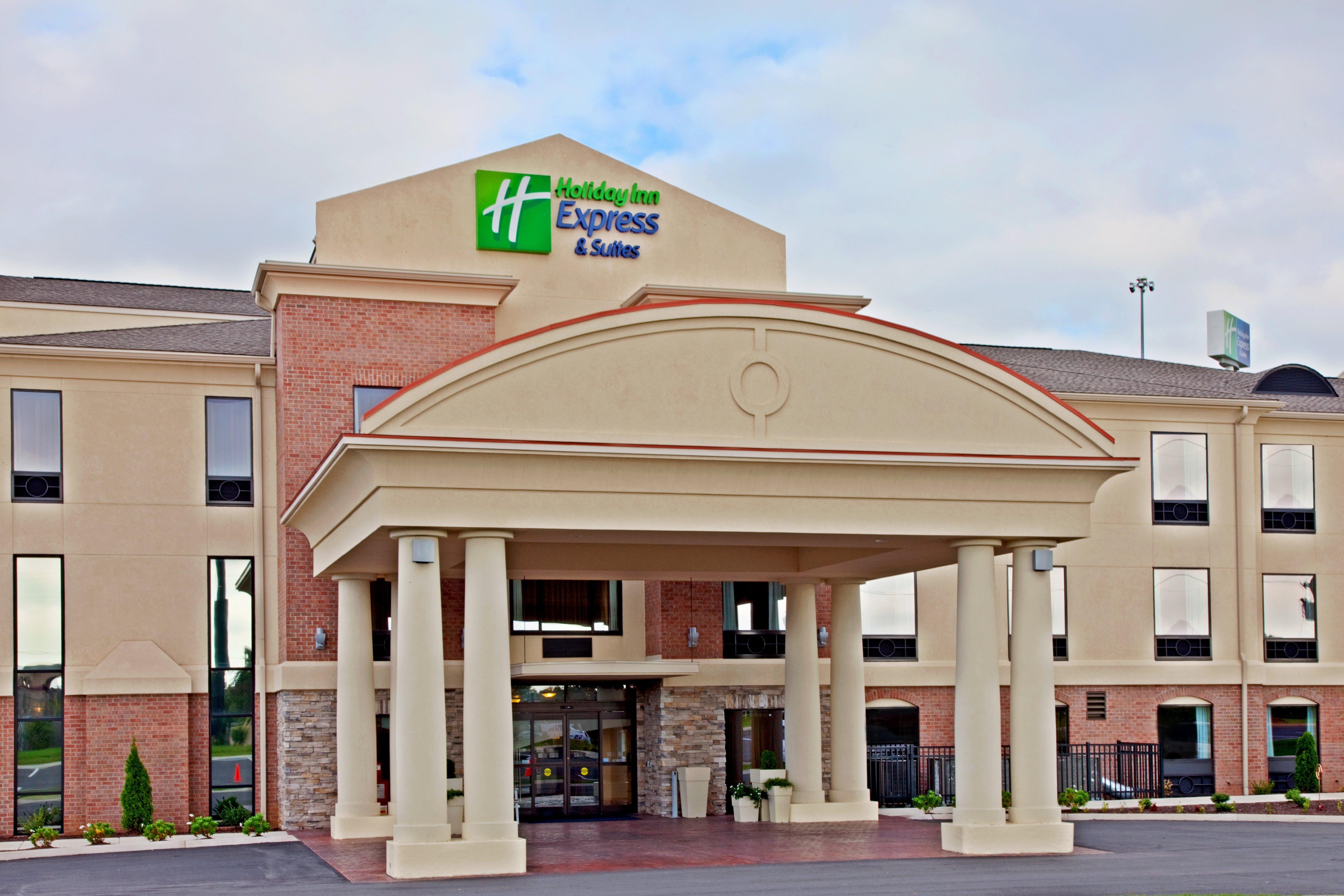 Holiday Inn Express Hotel & Suites Franklin By Ihg Exterior photo