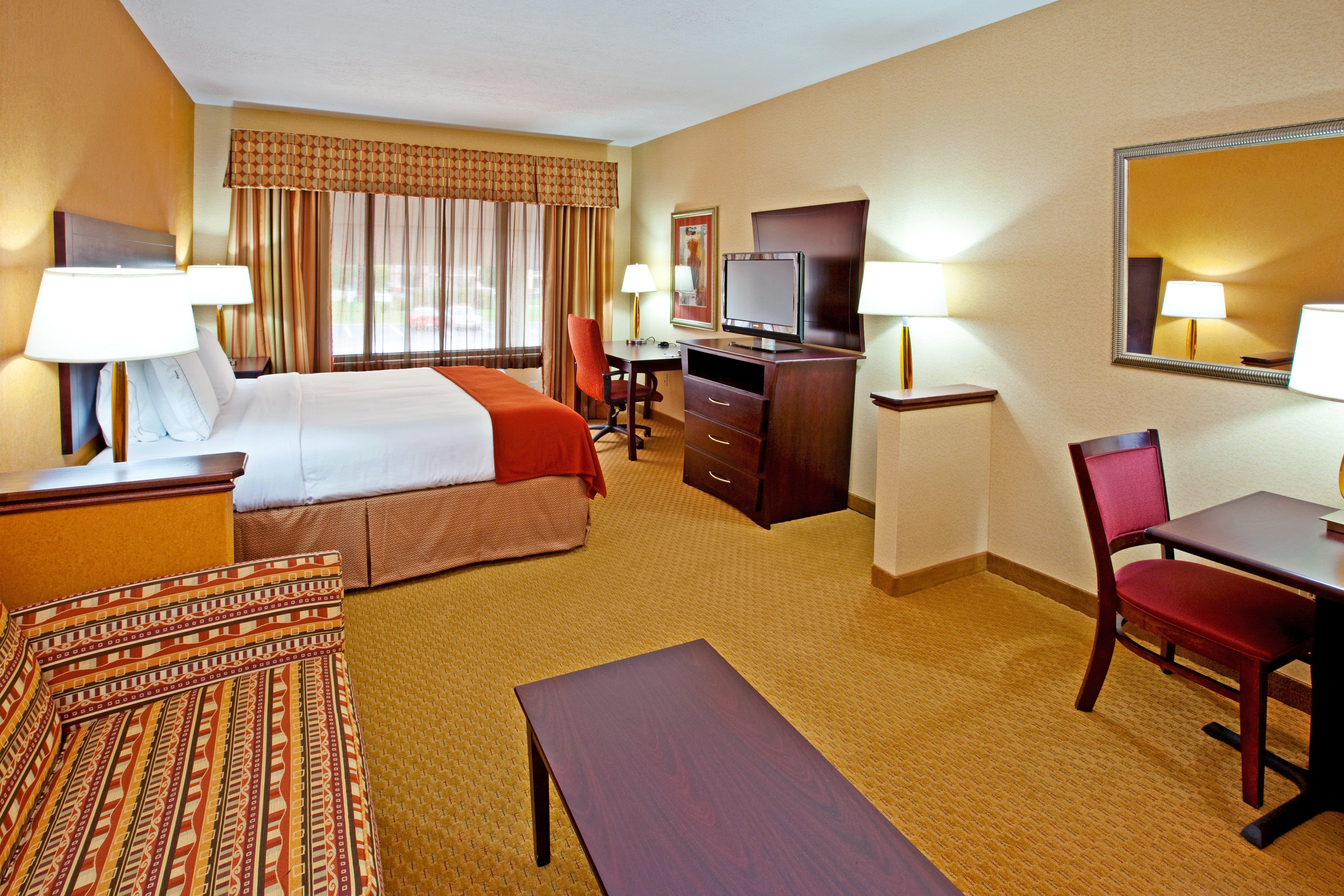 Holiday Inn Express Hotel & Suites Franklin By Ihg Exterior photo
